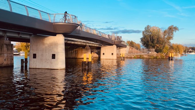 Werder Havel, Fuß- und Radwegbrücke, 15.10.2022. Foto: Bernd Reiher