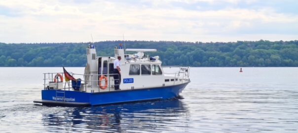 Dienstboot_WSP_4_bild_polizeidirektion_West_brandenburg