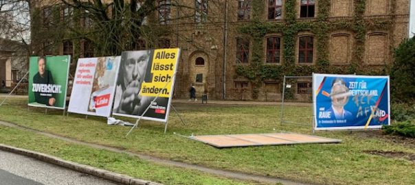 werder havel zerstörte wahlplakate