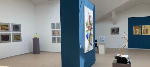 Werder Havel Ausstellung Form+Farbe=Seelenglück_Foto_KUNST-GESCHOSS BildQuelle Stadt Werder