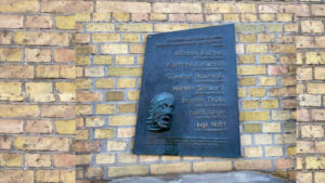 werder havel gedenktafel carl von ossietzky schule foto bernd reiher werderanderhavel.de