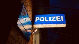 werder havel polizei symbolbild neu foto berndreiher werderanderhavel.de